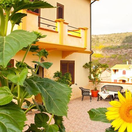 Casa Vacanze Sandalia Bosa Exterior photo